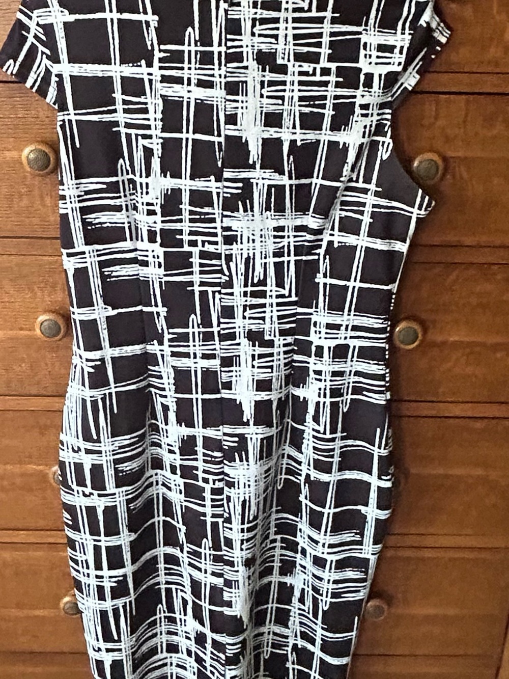 Black & White Abstract Plaid Sheath Dress - Picture 5 of 5